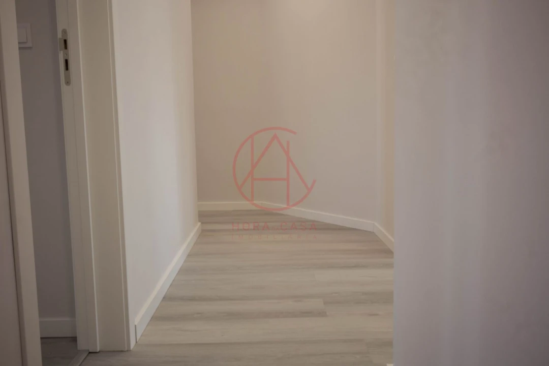 Apartamento T4 para Venda em Amora Foto 46