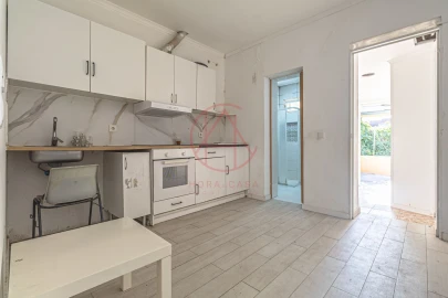 Apartamento T2 para Venda em Baixa da Banheira e Vale da Amoreira