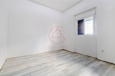 Apartamento T2 para Venda em Baixa da Banheira e Vale da Amoreira