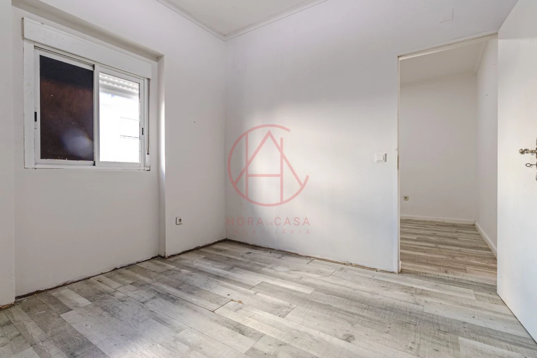 Apartamento T2 para Venda em Baixa da Banheira e Vale da Amoreira Foto 4