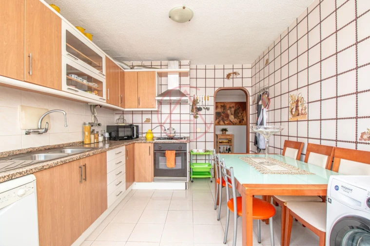 Apartamento T3 para Venda em Santo Antonio da Charneca Foto 4
