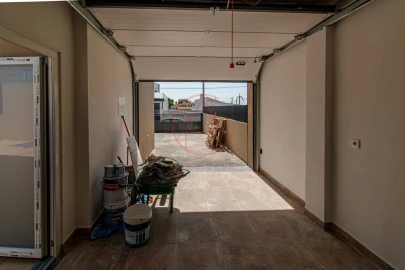 Moradia T4 para Venda em Azeitão (São Lourenço e São Simão)