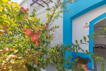Moradia T4 para Venda em Santo Antonio da Charneca