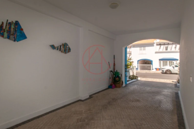 Moradia T4 para Venda em Santo Antonio da Charneca Foto 54