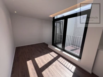 Apartamento T2 para Arrendamento em Santa Maria Maior e Monserrate e Meadela