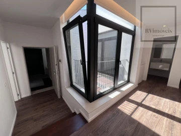 Apartamento T2 para Arrendamento em Santa Maria Maior e Monserrate e Meadela