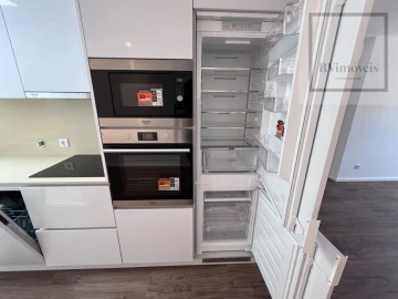 Apartamento T2 para Arrendamento em Santa Maria Maior e Monserrate e Meadela