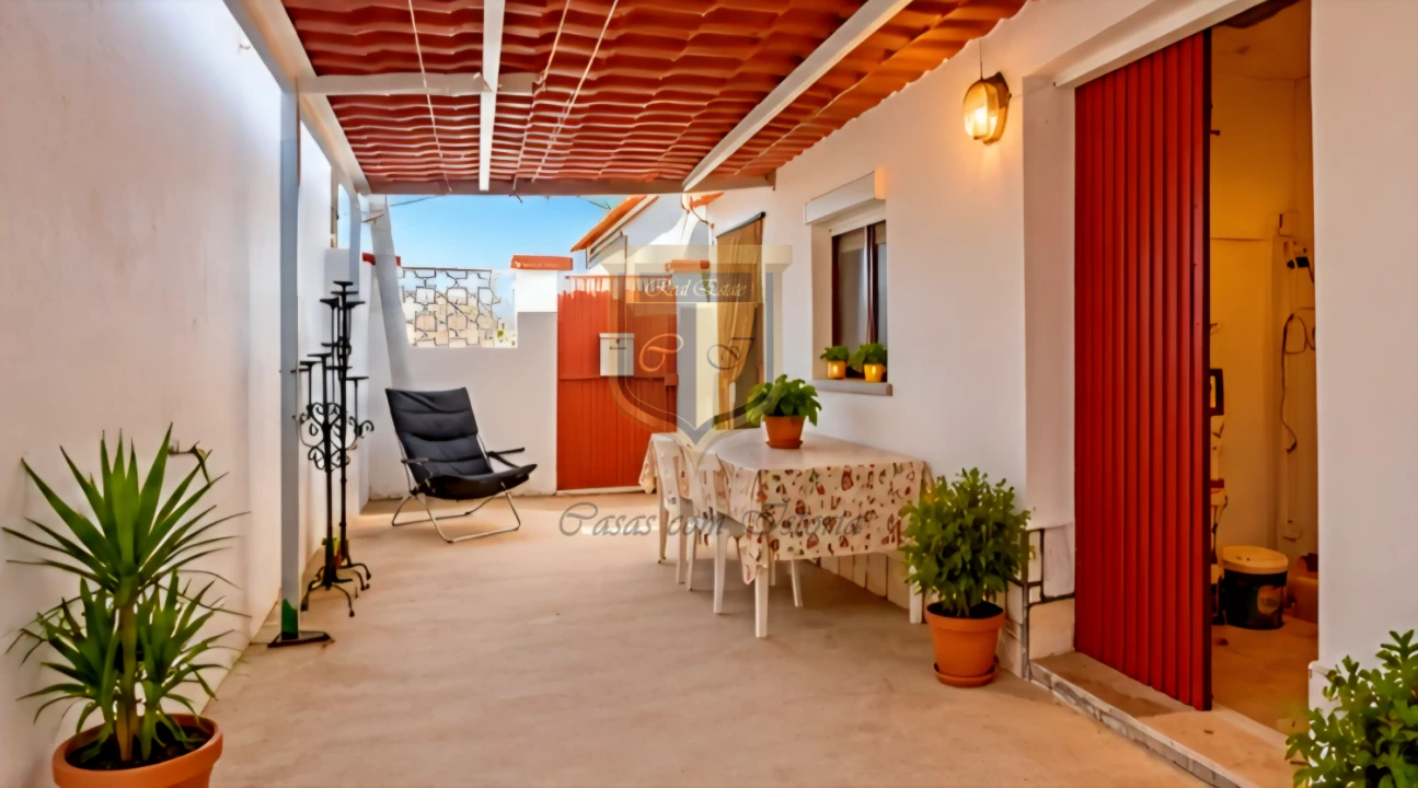 Moradia T2 para Venda em Azueira e Sobral da Abelheira Foto 2