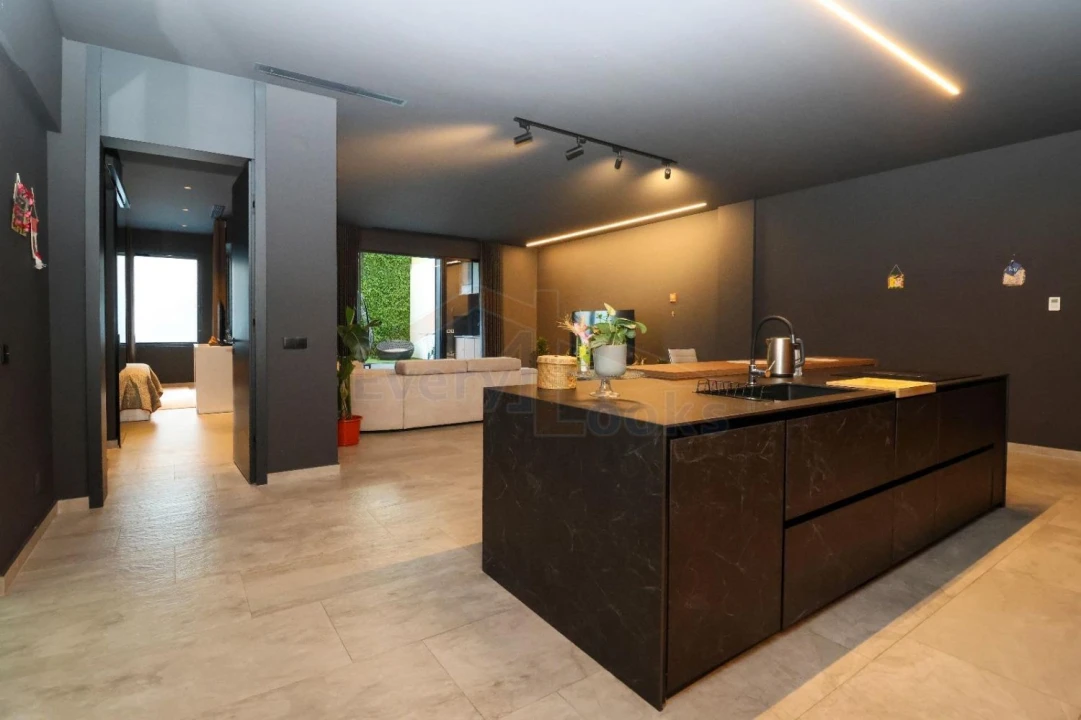 Apartamento T2 para Venda em Lourinhã e Atalaia Foto 1