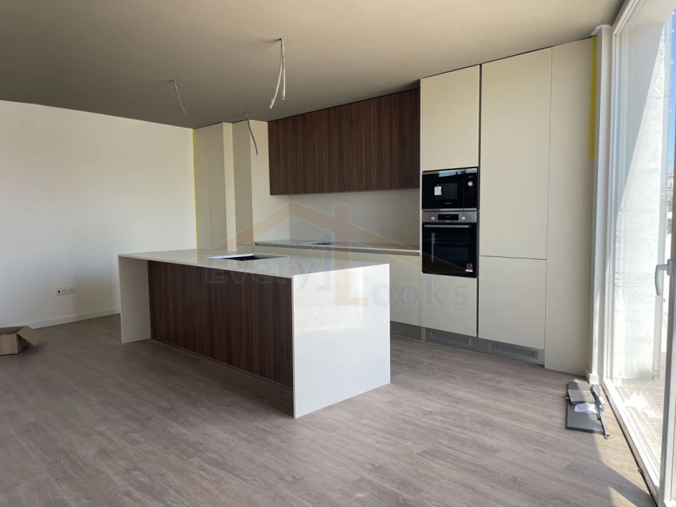Apartamento T4 para Venda em Lourinhã e Atalaia Foto 9