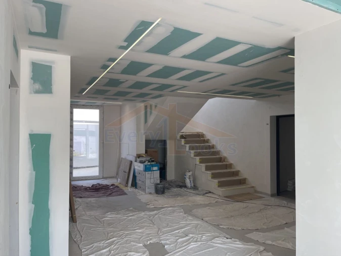 Apartamento T4 para Venda em Lourinhã e Atalaia Foto 2