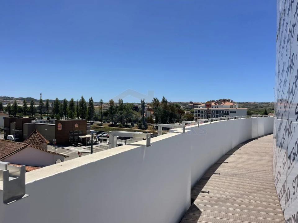 Apartamento T4 para Venda em Lourinhã e Atalaia Foto 1