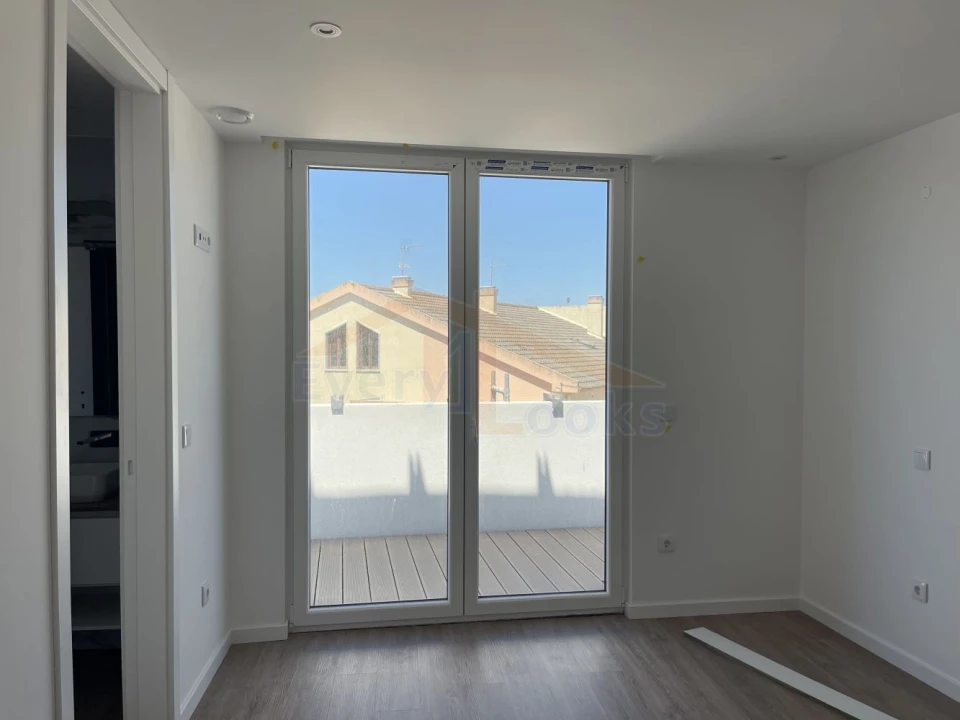 Apartamento T4 para Venda em Lourinhã e Atalaia Foto 23