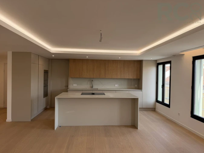 Apartamento T3 para Venda em Santa Maria, São Pedro e Matacães Foto 19