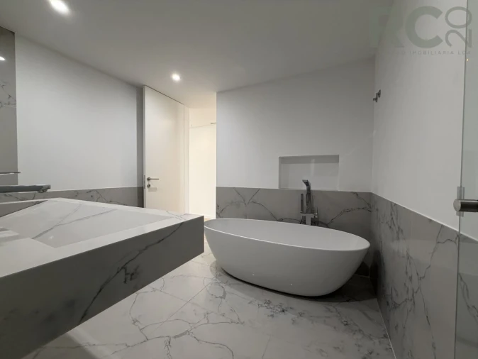 Apartamento T3 para Venda em Santa Maria, São Pedro e Matacães Foto 53