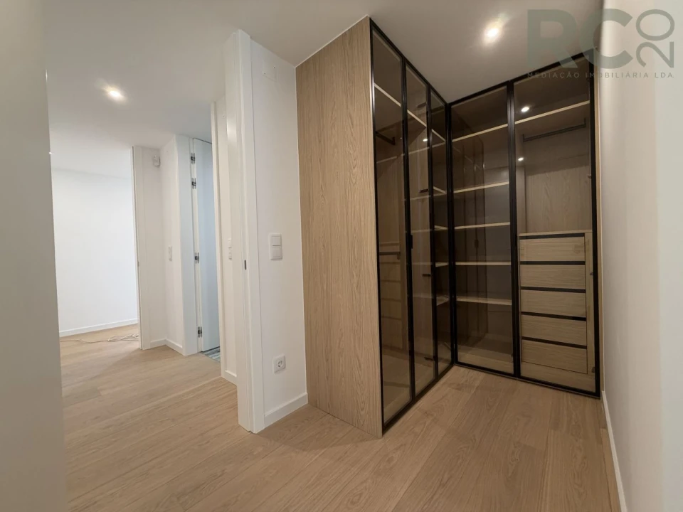 Apartamento T3 para Venda em Santa Maria, São Pedro e Matacães Foto 46