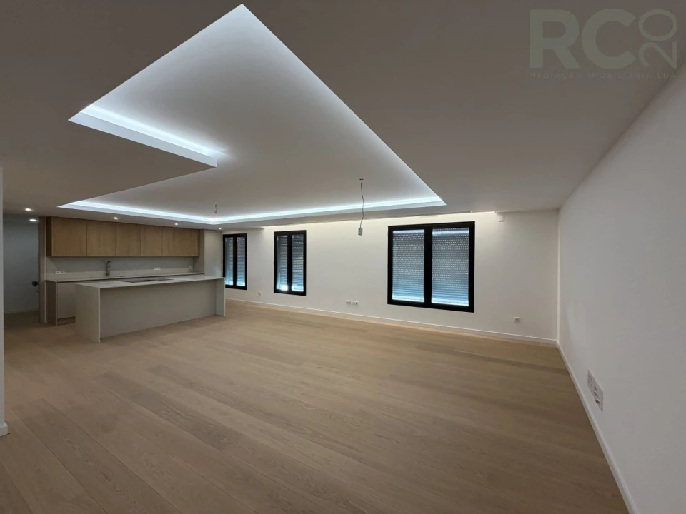 Apartamento T3 para Venda em Santa Maria, São Pedro e Matacães Foto 14