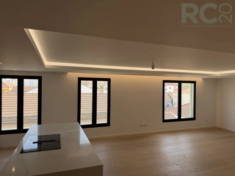Apartamento T3 para Venda em Santa Maria, São Pedro e Matacães Foto 18