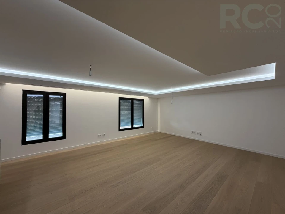 Apartamento T3 para Venda em Santa Maria, São Pedro e Matacães Foto 13