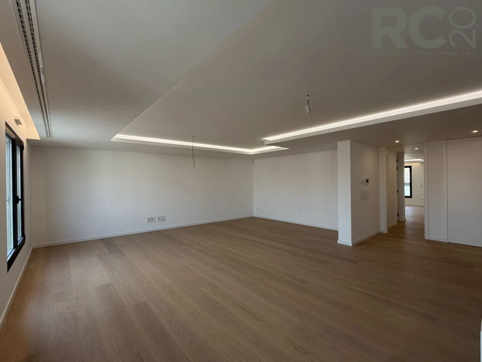 Apartamento T3 para Venda em Santa Maria, São Pedro e Matacães Foto 12