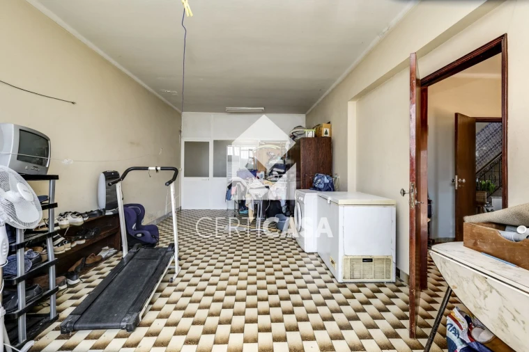 Moradia T5 para Venda em Marvila, Ribeira Santarém, São Salvador, São Nicolau Foto 15