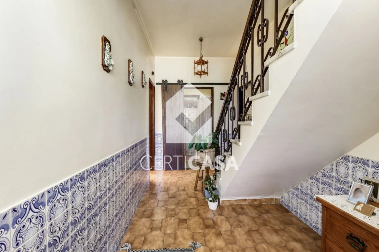 Moradia T5 para Venda em Marvila, Ribeira Santarém, São Salvador, São Nicolau Foto 2