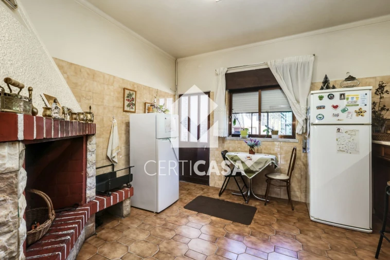 Moradia T5 para Venda em Marvila, Ribeira Santarém, São Salvador, São Nicolau Foto 8