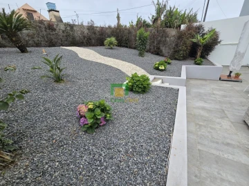 Moradia T3 para Venda em São Jorge