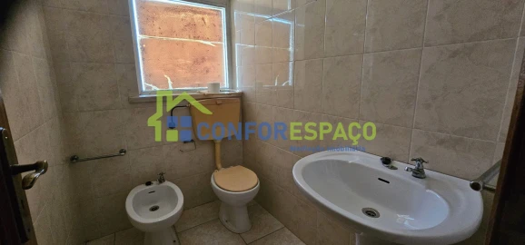 Loja para Arrendamento em Castelo Branco