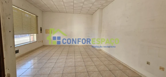 Loja para Arrendamento em Castelo Branco