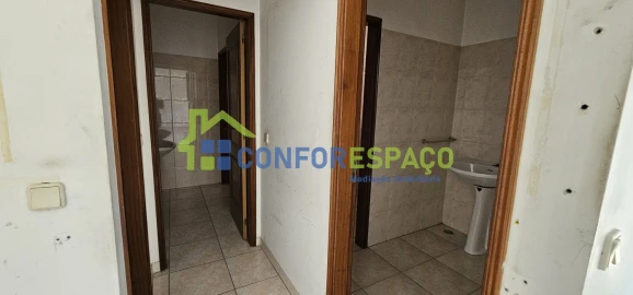 Loja para Arrendamento em Castelo Branco
