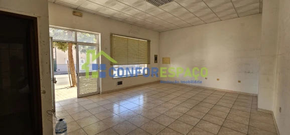 Loja para Arrendamento em Castelo Branco