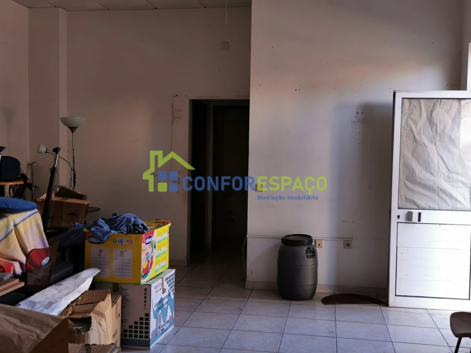 Loja para Arrendamento em Castelo Branco Foto 1