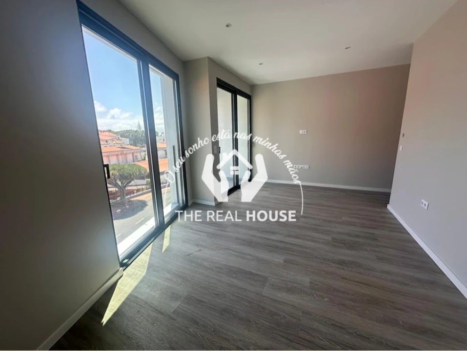 Apartamento para Venda em Machico Foto 3