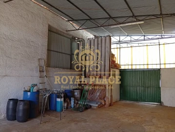 Loja para Arrendamento em Santa Maria de Lamas