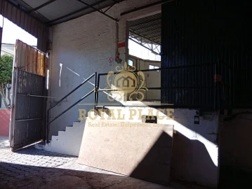 Loja para Arrendamento em Santa Maria de Lamas
