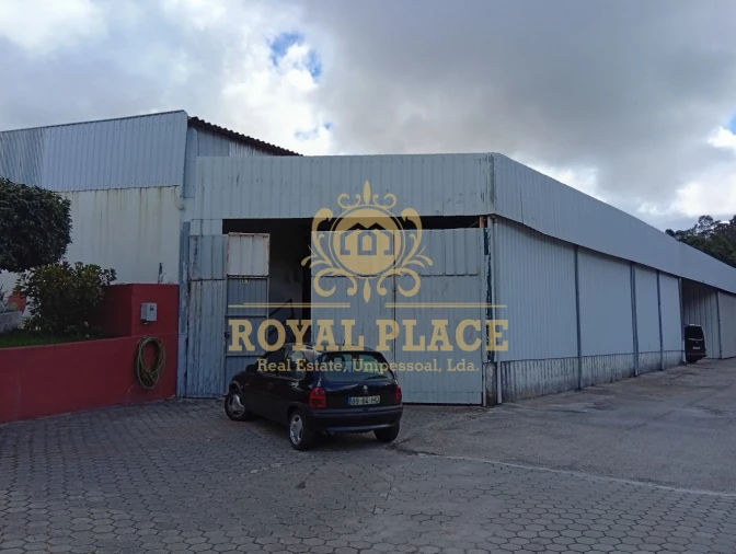Loja para Arrendamento em Santa Maria de Lamas Foto 38