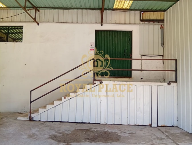 Loja para Arrendamento em Santa Maria de Lamas Foto 29