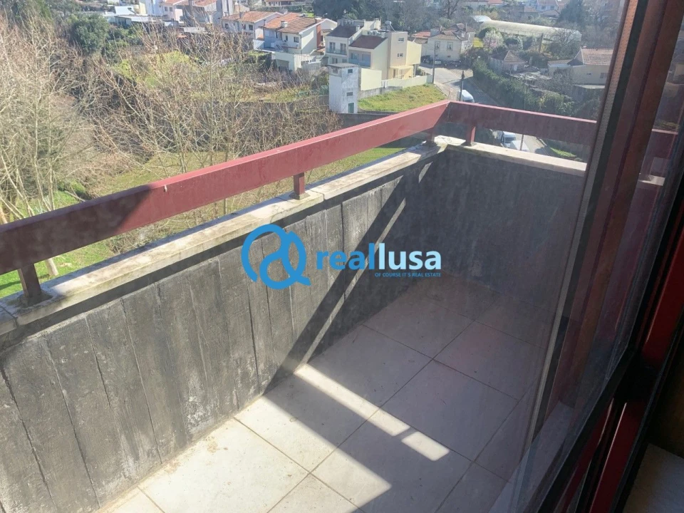 Apartamento T2 para Venda em Moreira Foto 18