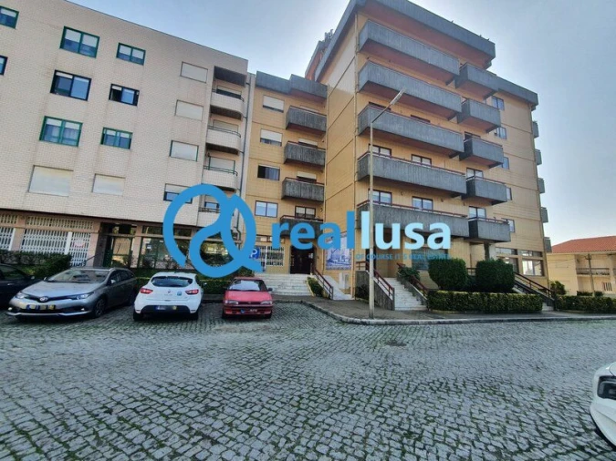 Apartamento T2 para Venda em Moreira Foto 20