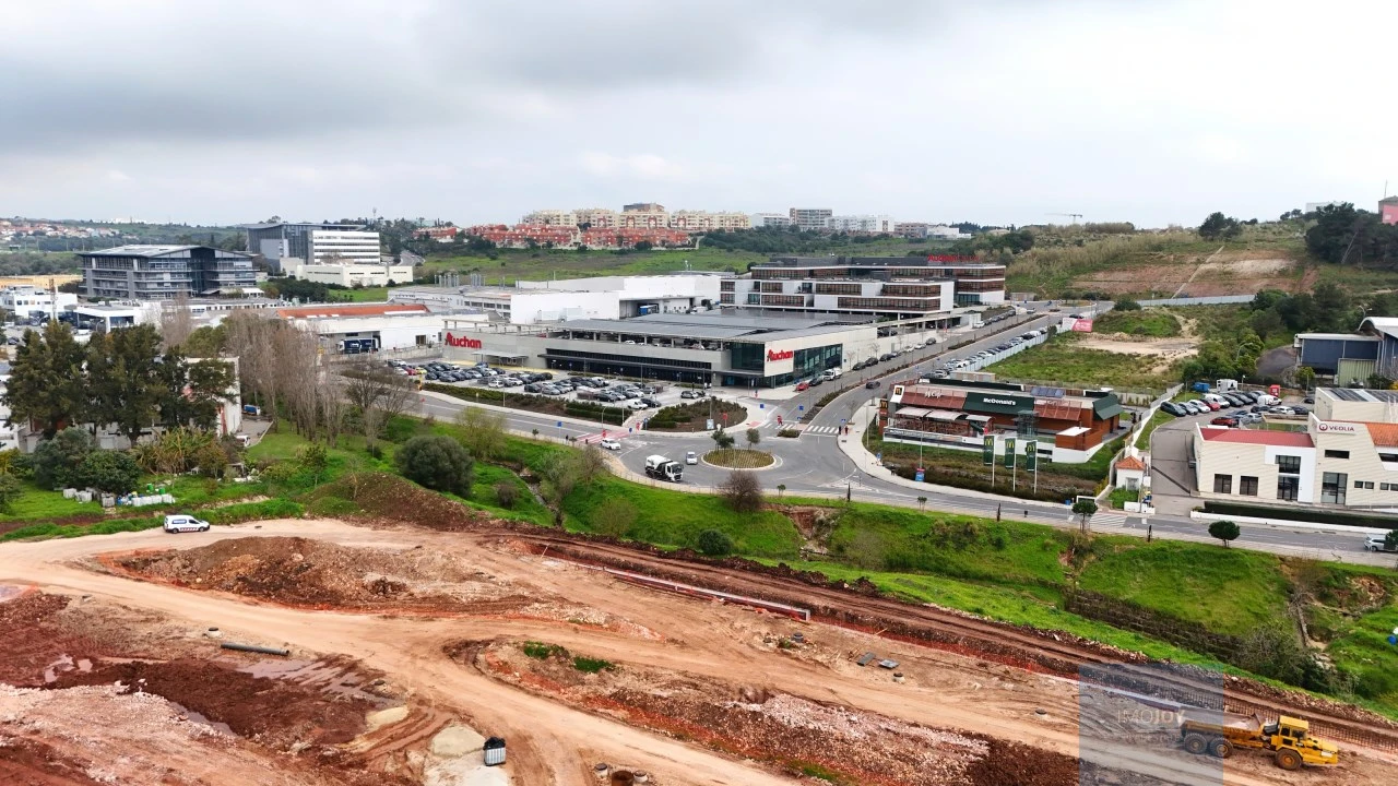 Apartamento T3 para Venda em Oeiras e São Julião da Barra, Paço de Arcos e Caxias Foto 31