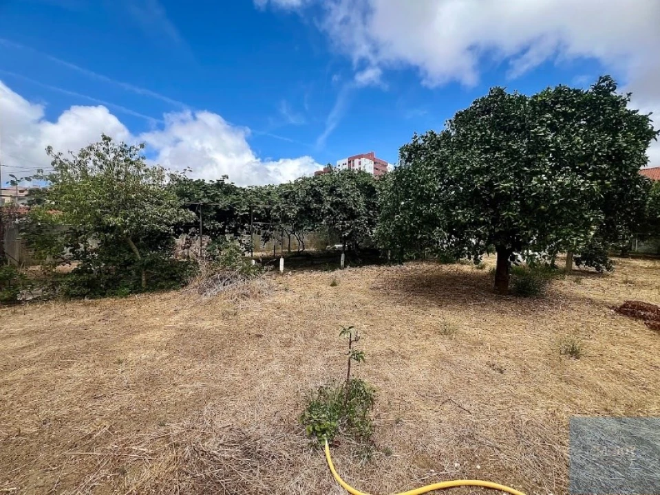 Terreno para Venda em São Domingos de Rana Foto 16