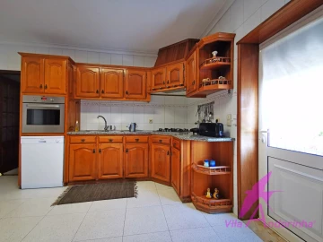 Moradia T4 para Venda em Santa Marta de Portuzelo