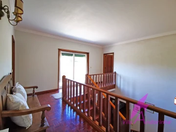 Moradia T4 para Venda em Santa Marta de Portuzelo