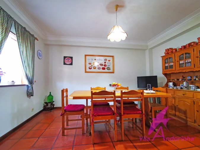Moradia T4 para Venda em Santa Marta de Portuzelo Foto 4