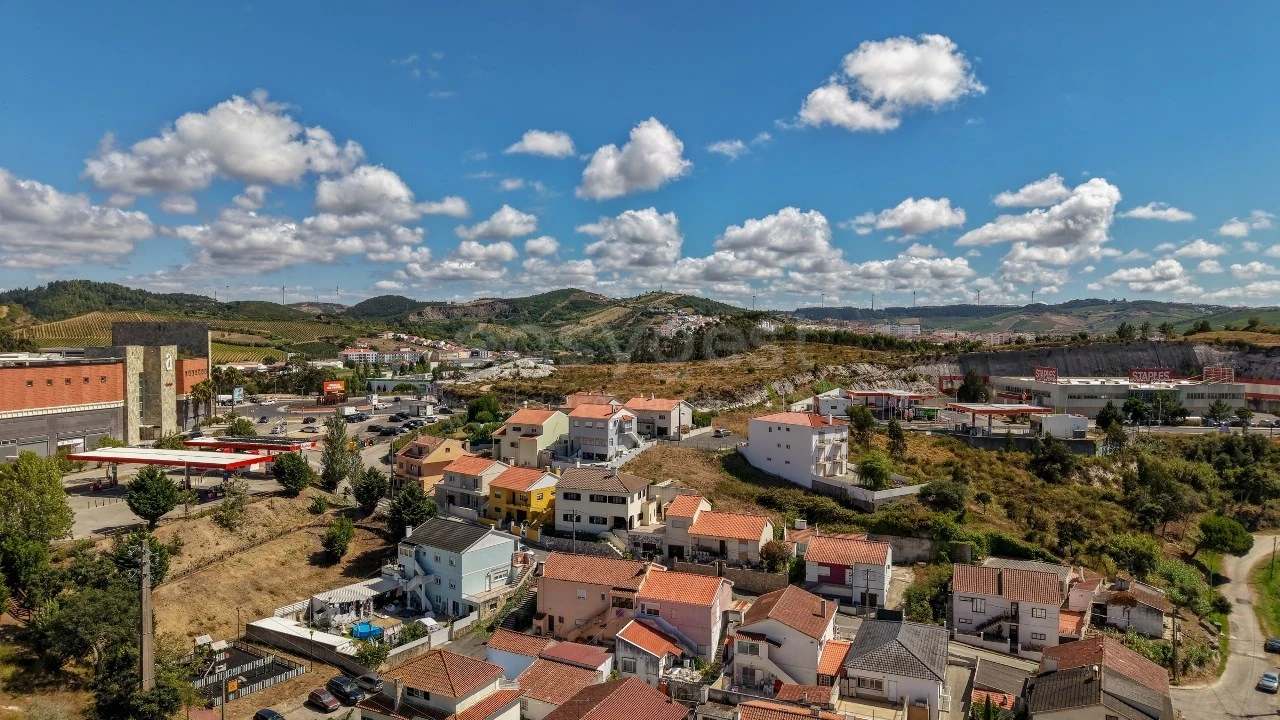 Moradia T3 para Venda em Santa Maria, São Pedro e Matacães Foto 43