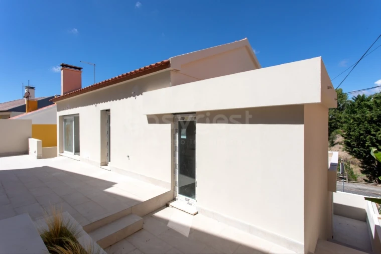 Moradia T3 para Venda em Santa Maria, São Pedro e Matacães Foto 32