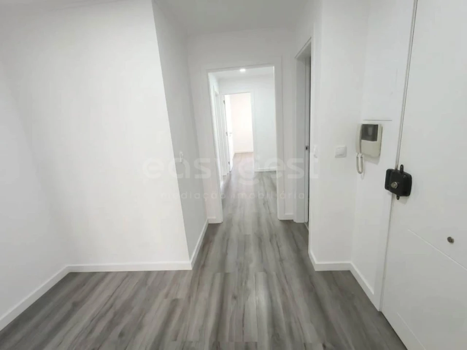Apartamento T3 para Venda em Quinta do Conde Foto 11