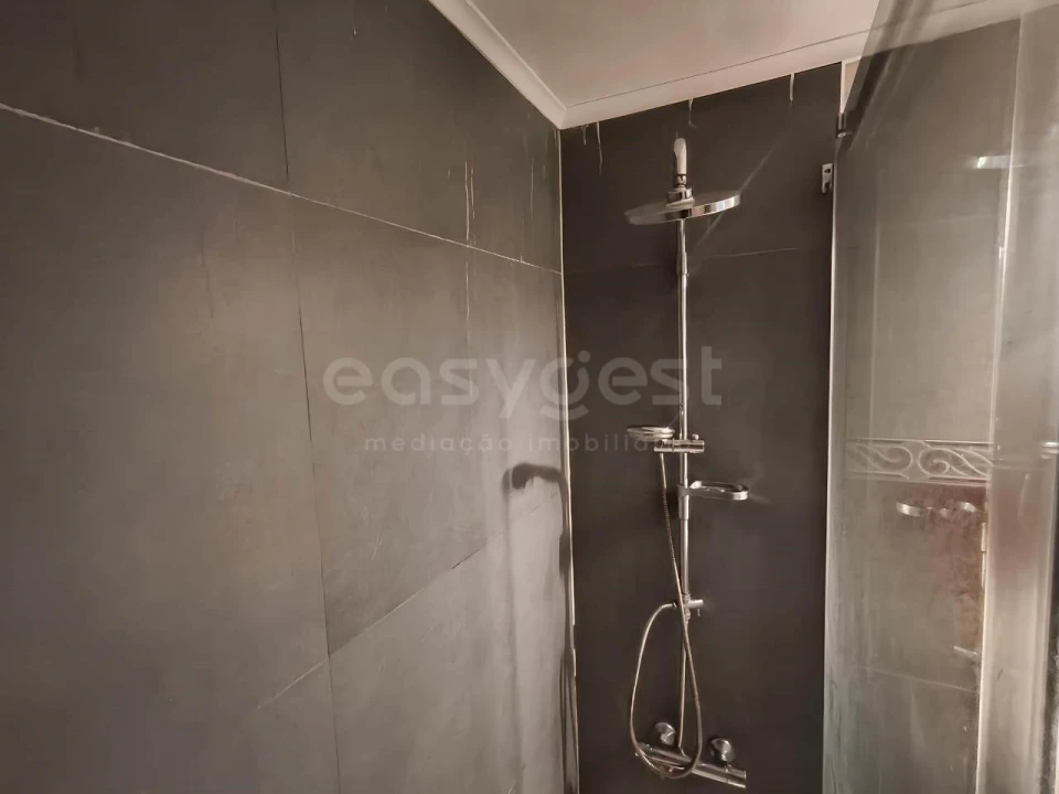 Apartamento T3 para Venda em Quinta do Conde Foto 14