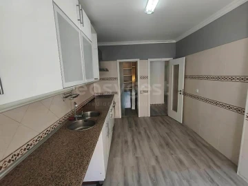 Apartamento T3 para Venda em Quinta do Conde